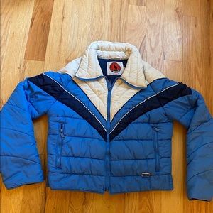 Vintage Mountain Goat By White Stag Puffer jacket